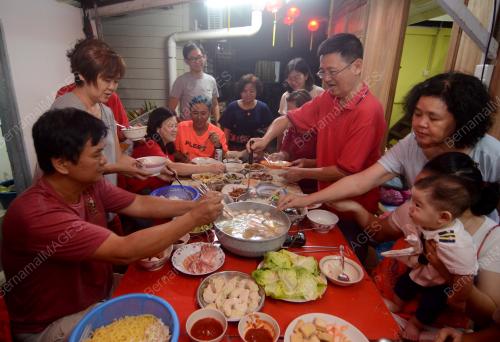 MAKAN BESAR TAHUN BAHARU CINA
