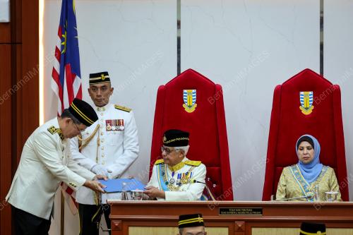 TUN AHMAD FUZI ABDUL RAZAK