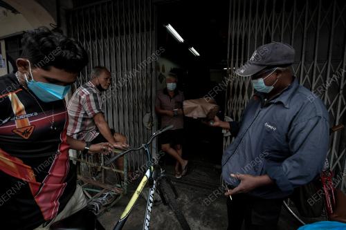PEMBUAT BECA DI PULAU PINANG