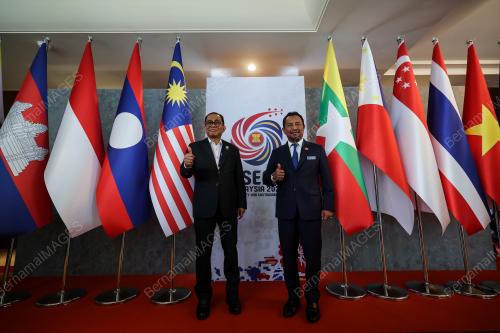 DATUK SERI MOHAMED KHALED NORDIN