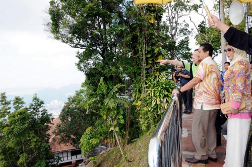 TUANKU MIZAN ZAINAL ABIDIN