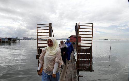 TEMPAT PELANCONG