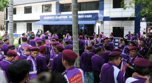 PG09_31082014_PASUKAN_TAHAN
