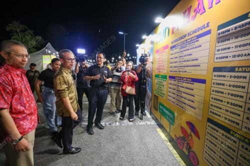 DATUK FAHMI FADZIL