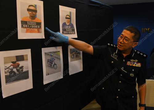 SAMUN JALANAN