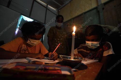 LILIN SEBAGAI SUMBER CAHAYA