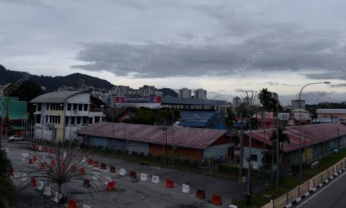 PUSAT RISIKO RENDAH