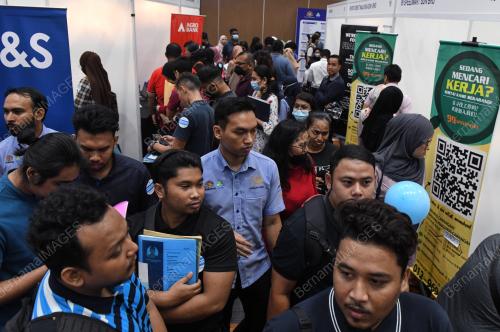 KARNIVAL KERJA