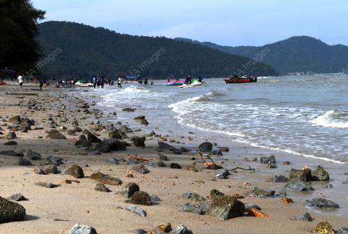 PANTAI BATU FRRINGHI