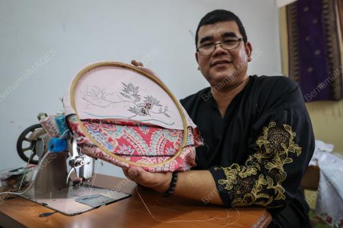 SULAM GOYANG