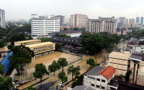 PG10_06042013_JALAN_BANJIR