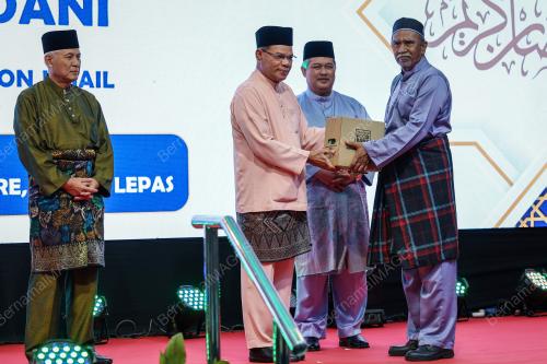 DATUK SERI SAIFUDDIN NASUTION ISMAIL