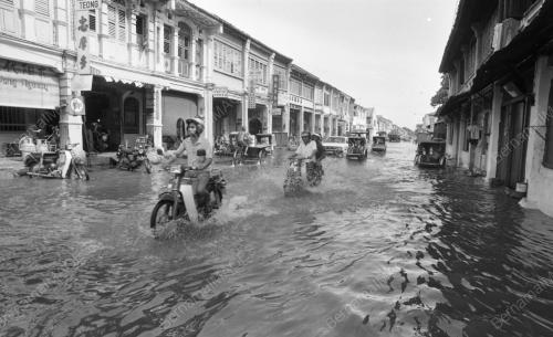 PG10_09072015_BANJIR