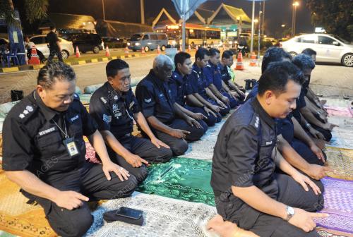 PG10_09072015_SEMBAHYANG_PUASA