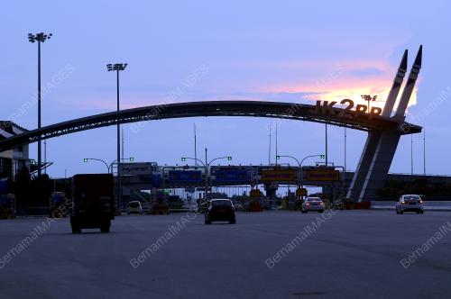 PG10_10102019_JAMBATAN_BN201910103927