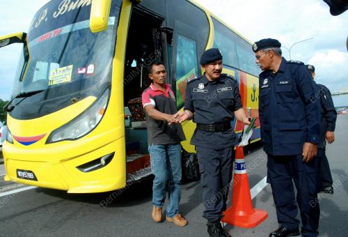 PG10_11012013_TAHAN_PATI