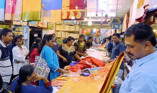 PG10_12102016_DEEPAVALI