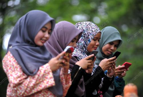PG10_15042018_UNIVERSITI