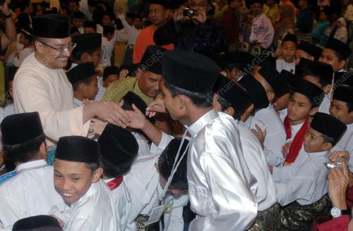 HISHAMMUDDIN TUN HUSSEIN