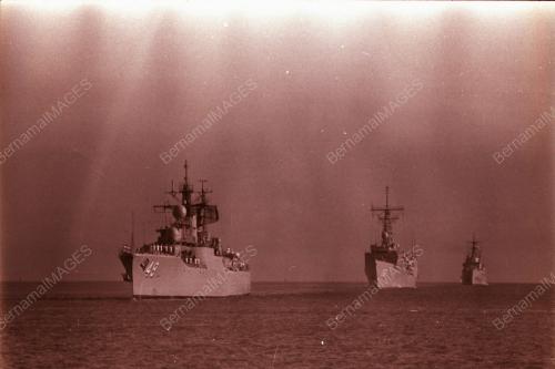 ULASAN ARMADA DIRAJA ANTARABANGSA