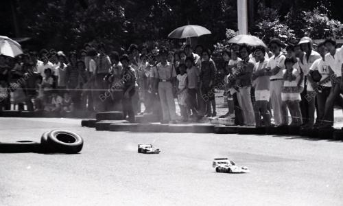 DISEMBER 1982