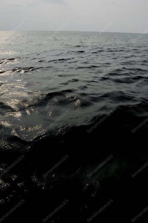 PG10_19042016_LAUT_HITAM
