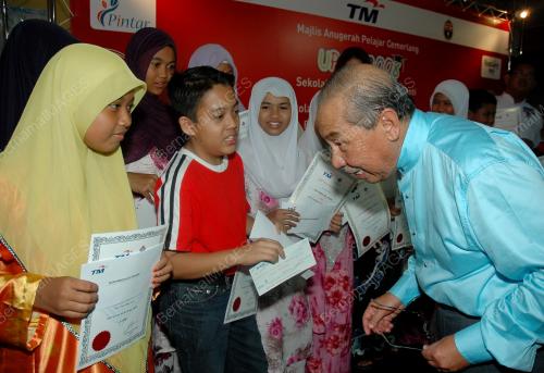 MD RADZI MANSOR