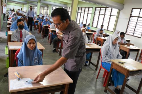 PELAJAR SPM