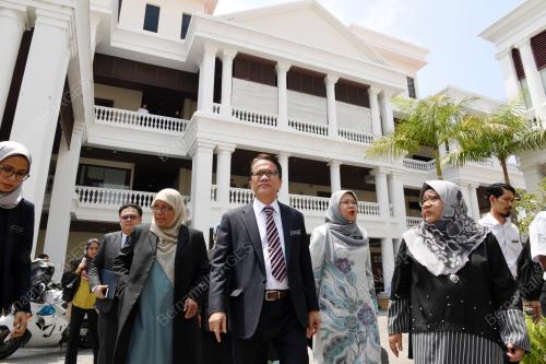 PG10_20032019_MENTERI_KOMPLEKS_BN201903183755