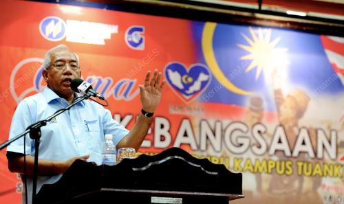 PG10_20092016_MENTERI_UCAP