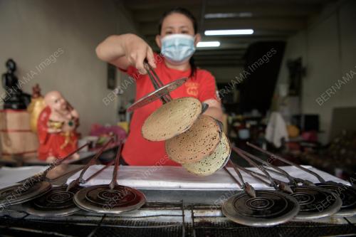 KUIH KAPIT
