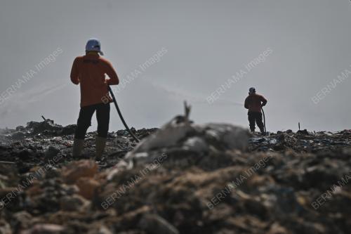 KEBAKARAN TAPAK PELUPUSAN SAMPAH PULAU BURUNG