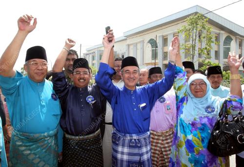 PENAMAAN CALON PRU KE-12