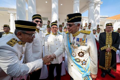 TUN AHMAD FUZI ABDUL RAZAK