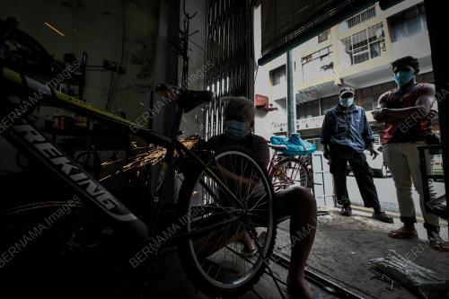 PEMBUAT BECA DI PULAU PINANG