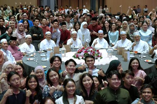 DATUK SERI HAJIJI NOOR