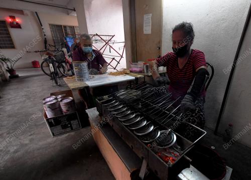 KUIH KAPIT TRADISIONAL