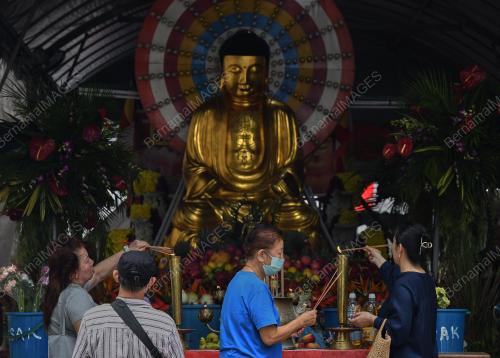 HARI WESAK