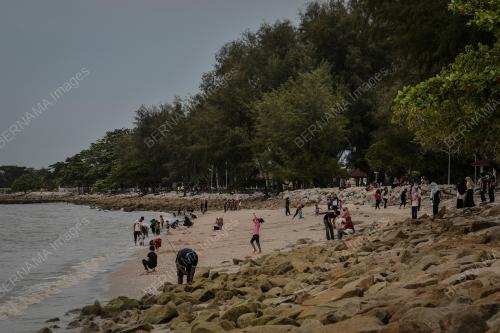 BERIADAH HUJUNG MINGGU