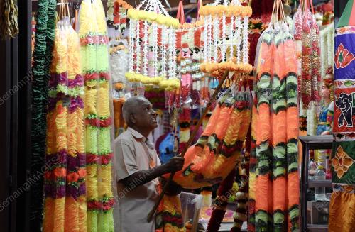 PERSIAPAN DEEPAVALI