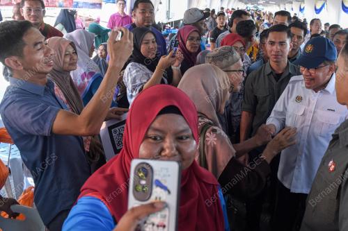 DATUK SERI ANWAR IBRHAIM