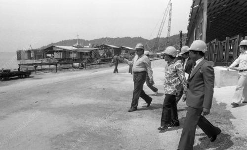 PG11_09032015_MENTERI_LUAR