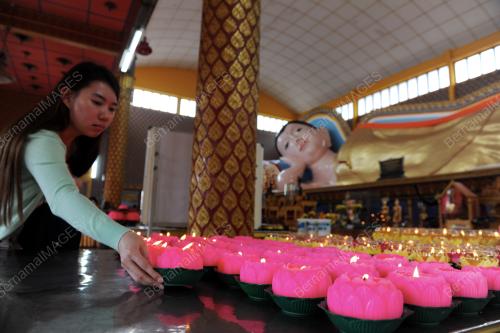 PG11_09052017_WESAK_LILIN