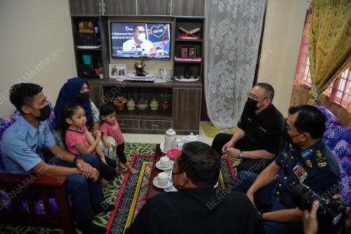 DATUK SERI HISHAMMUDDIN TUN HUSSEIN