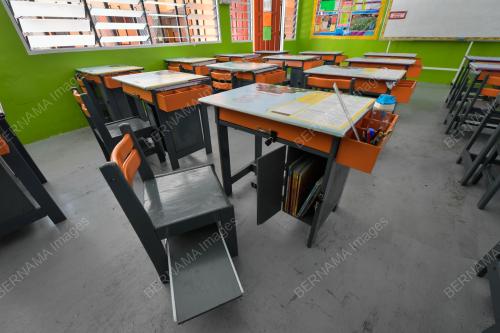 SMART AND EASY TABLE (SnET)