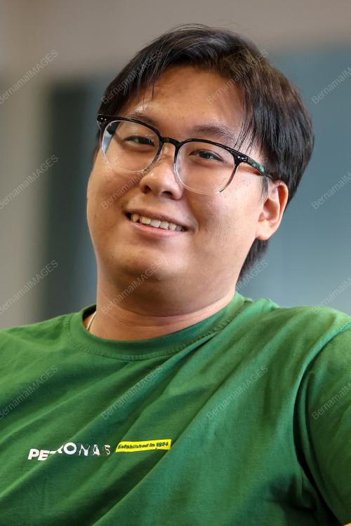 LAU PEI HENG