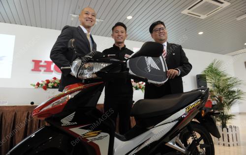 PG11_15042016_HADIAH_MOTOR