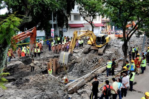 PG11_16062013_OPERASI_CARI