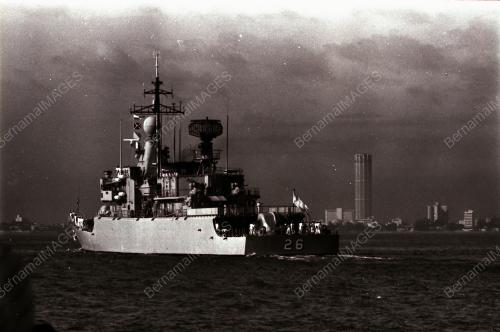 ULASAN ARMADA DIRAJA ANTARABANGSA