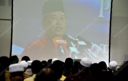 TAN SRI MUHYIDDIN YASSIN